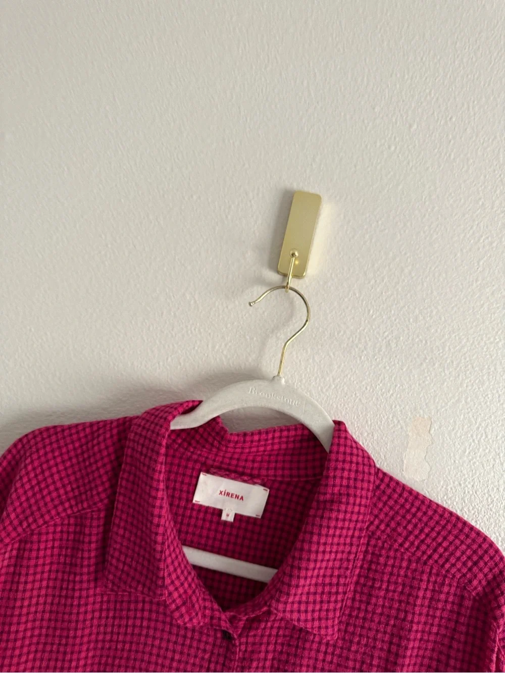 Xirena woven button-front textured shirt fuchsia‎ pink check pattern Sz M